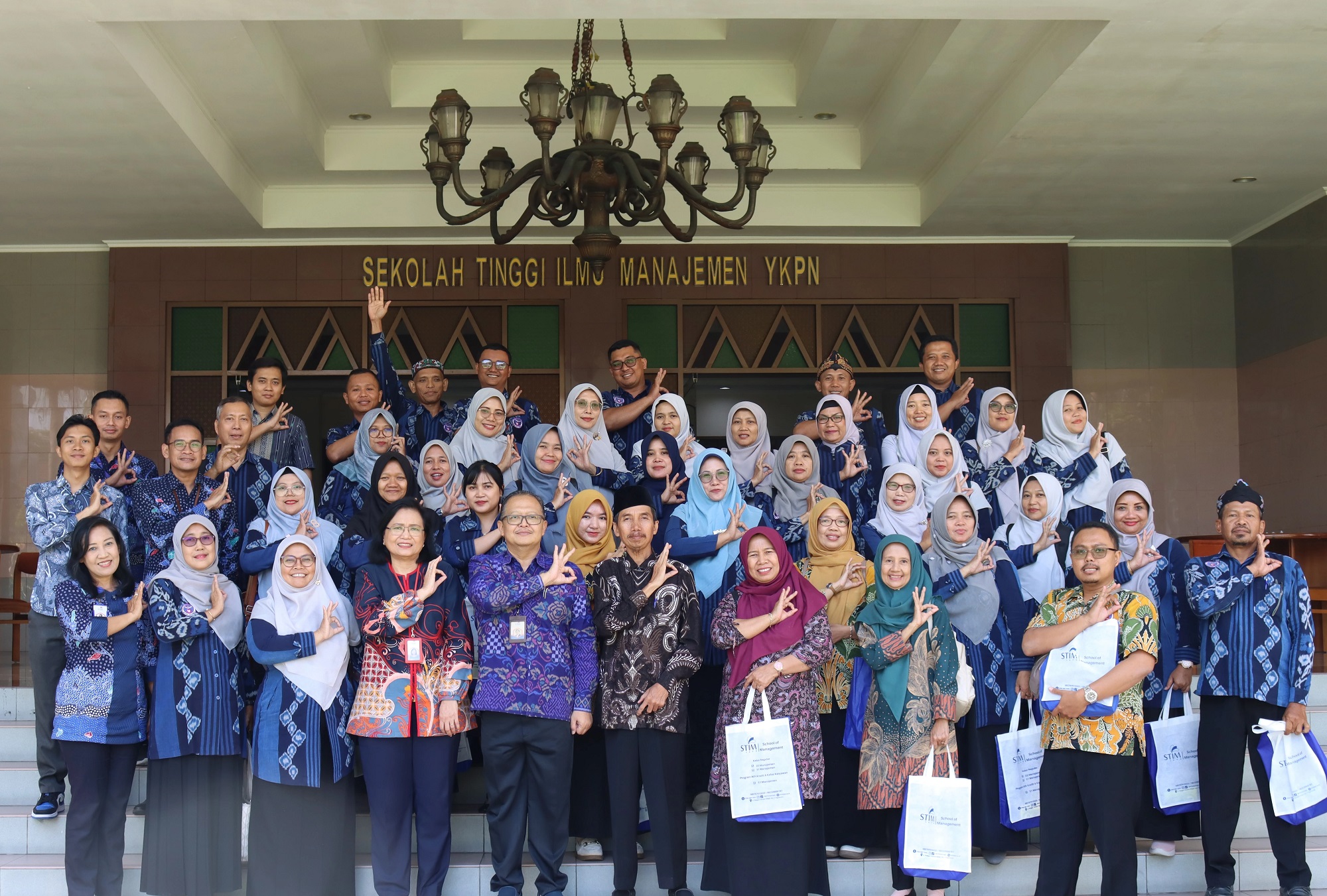 STIM YKPN Yogyakarta Sambut Kunjungan dari MGBK SMA/MA se-Kabupaten Cilacap